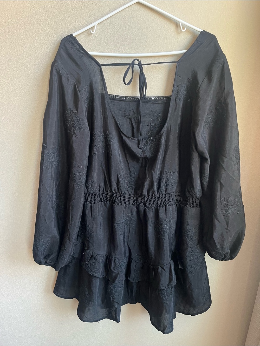 Embroidered Eyelet Black Tiered Mini Dress Stagecoach Festival Boots - Picture 4 of 12